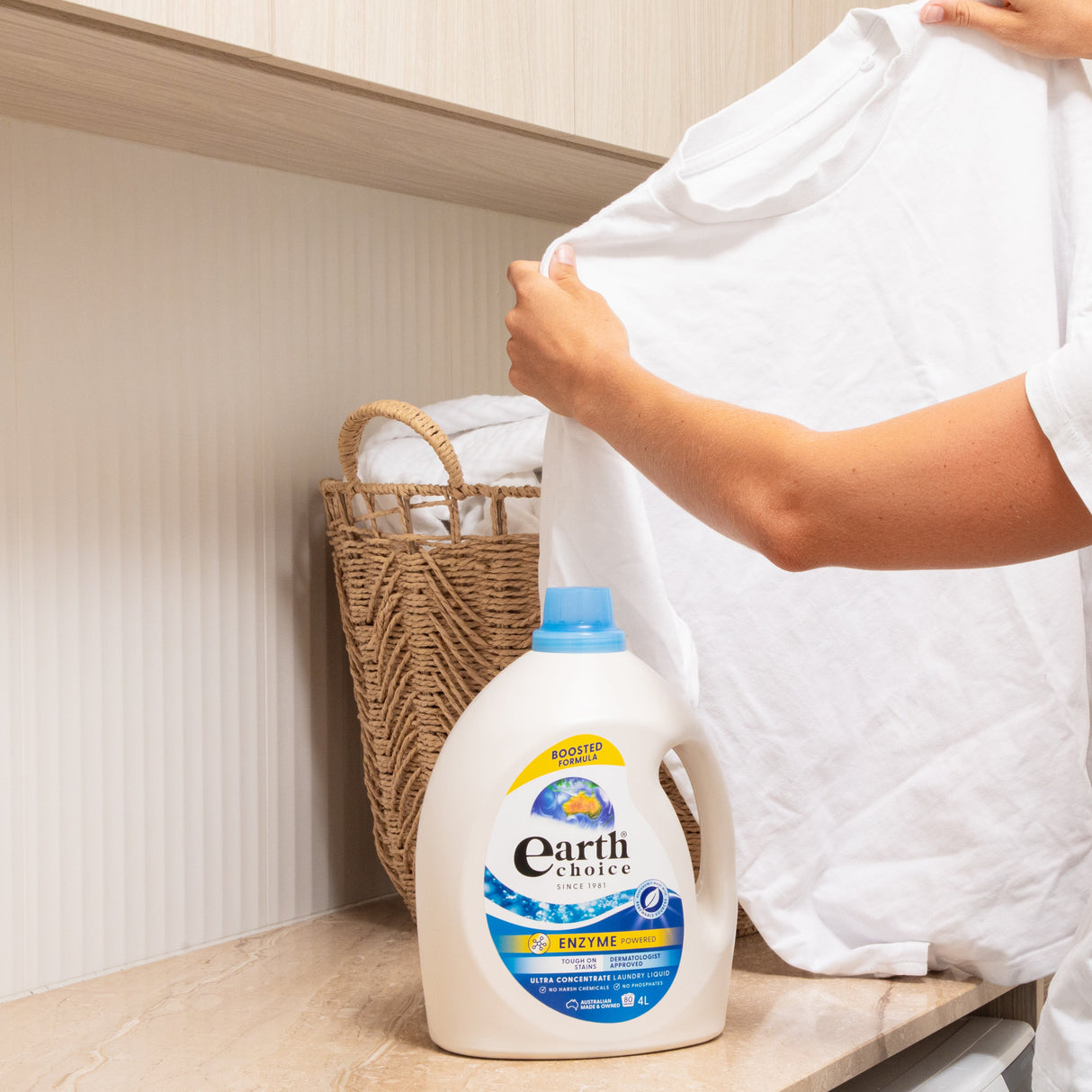 Earth Choice Ultra Concentrate Laundry Liquid Top & Front Loader 4L